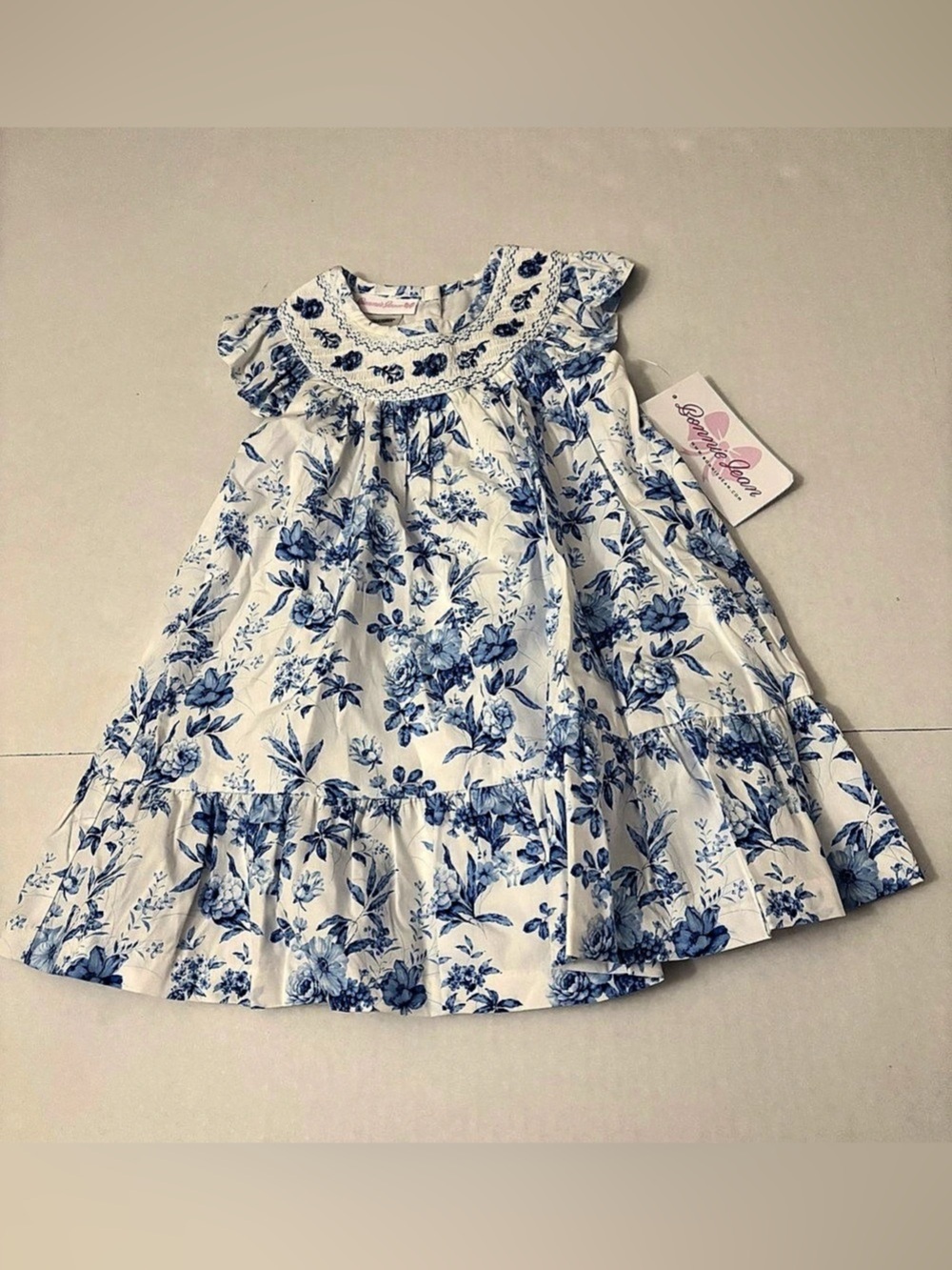 Bonnie Jean
Toddler Girls Toile Smocking Dress size 3/3T